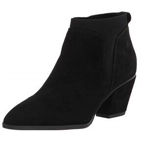 NEW Bella Vita Lottie Women's Black Suede Leather Chelsea Boot E610
